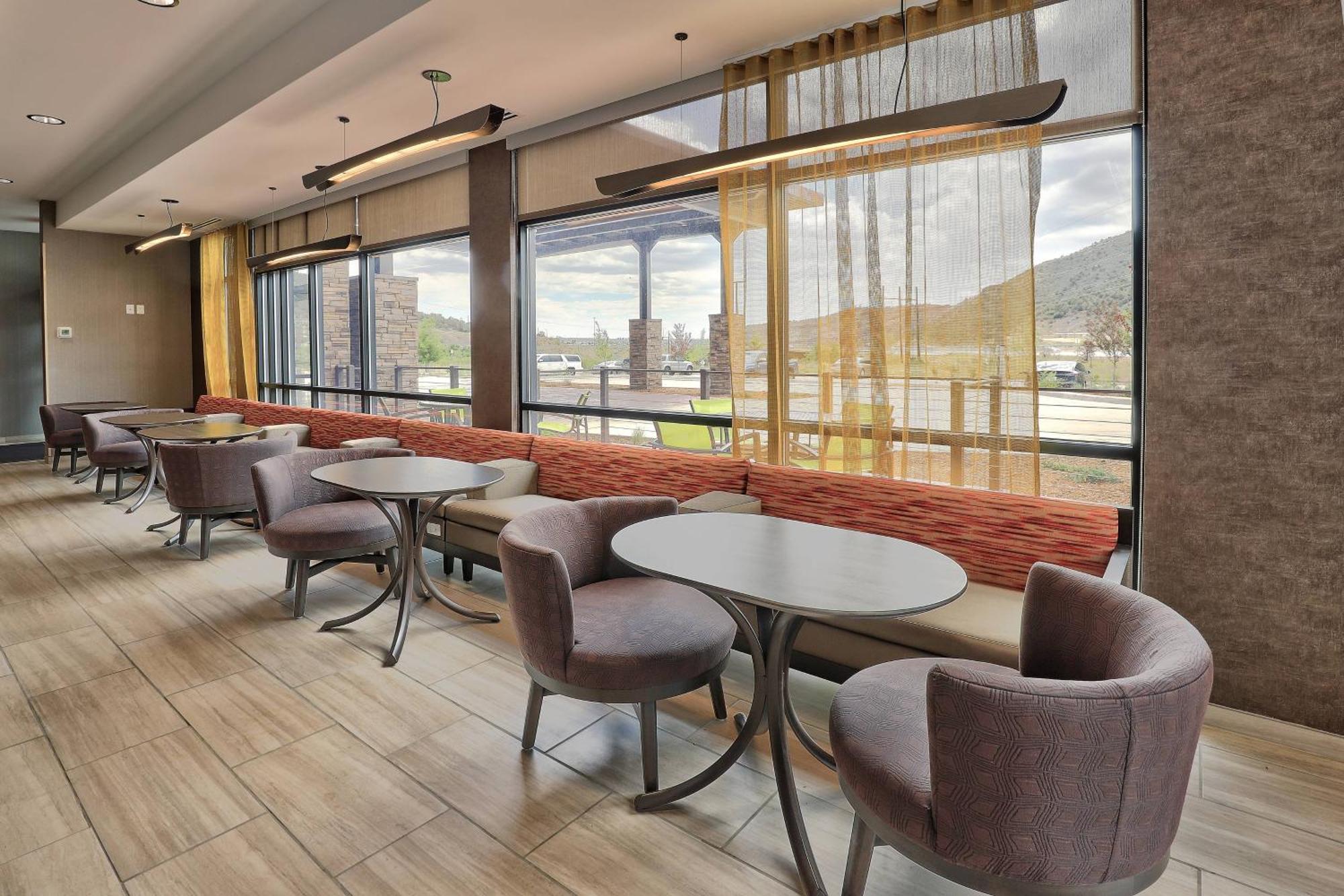 Springhill Suites Durango Bagian luar foto